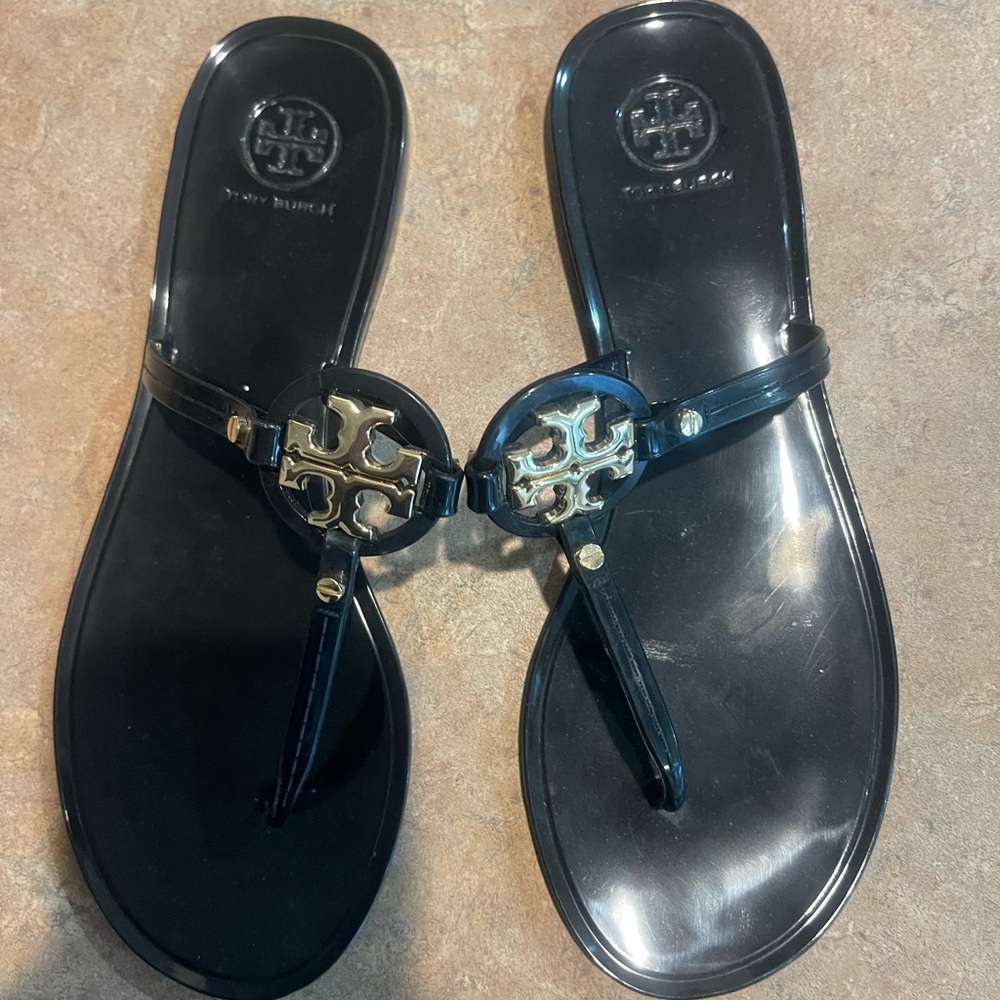 Tory Burch size 8